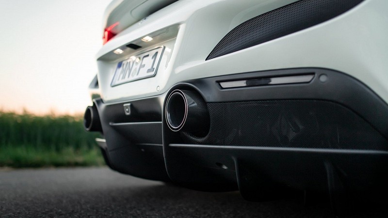 Photo of Novitec Carbon Stainless Steel Tailpipes for the Ferrari F8 Tributo/Spider - Image 5